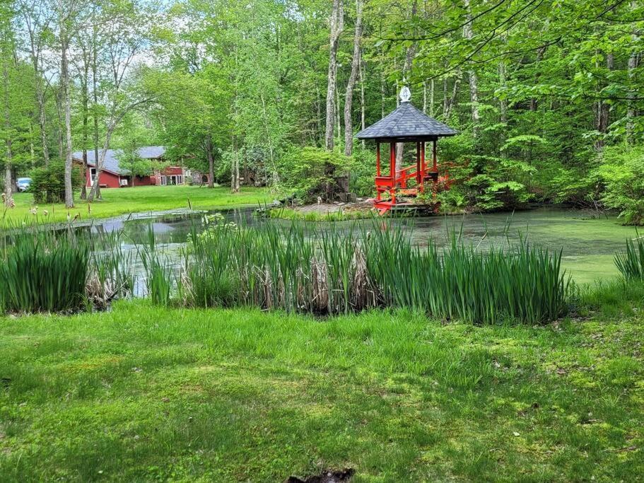 Sunset Estate In The Catskills Monticello Exterior photo
