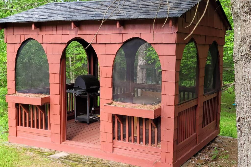 Sunset Estate In The Catskills Monticello Exterior photo